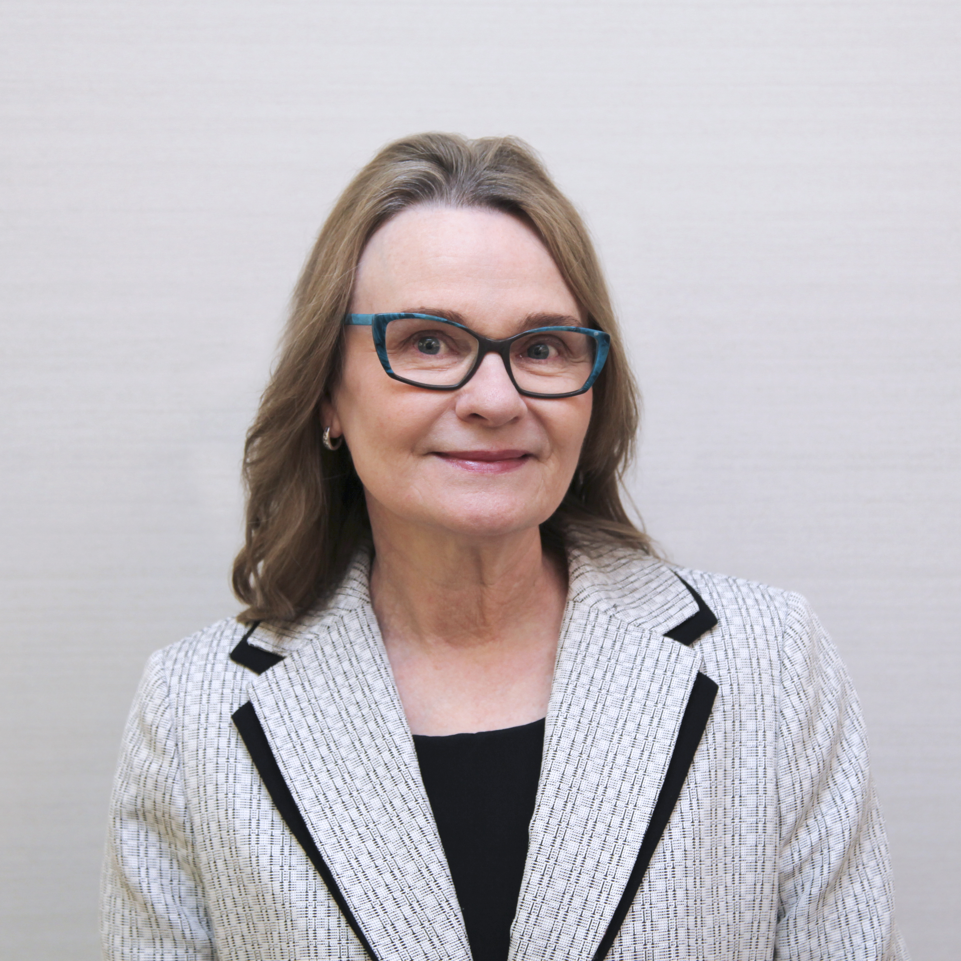Anne Neufeld.jpg